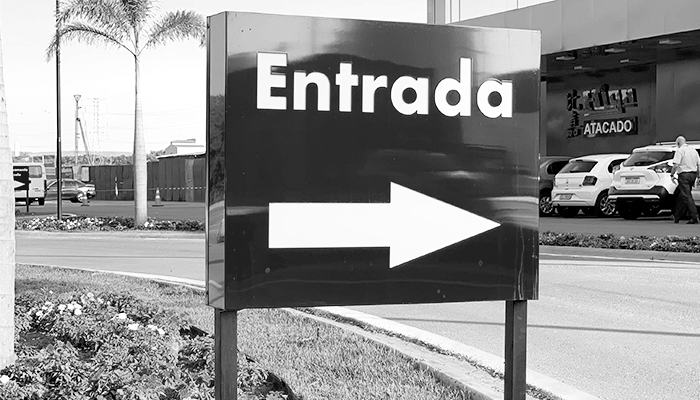 Imagem de uma placa